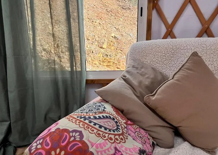 Off-grid Yurt With Spectacular Views In The Algarve Countryside * Portimão