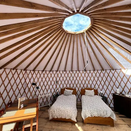 Off-grid Yurt With Spectacular Views In The Algarve Countryside Portimão