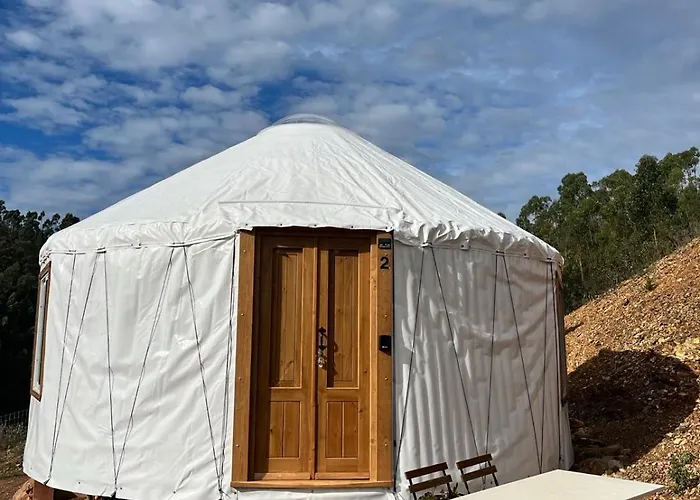 Off-grid Yurt With Spectacular Views In The Algarve Countryside